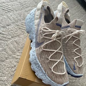 Nike Space Hippie 04